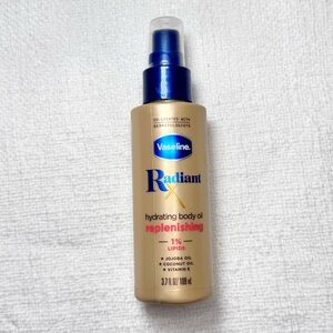 NEW Vaseline Radiant X Hydrating Replenishing Body Oil